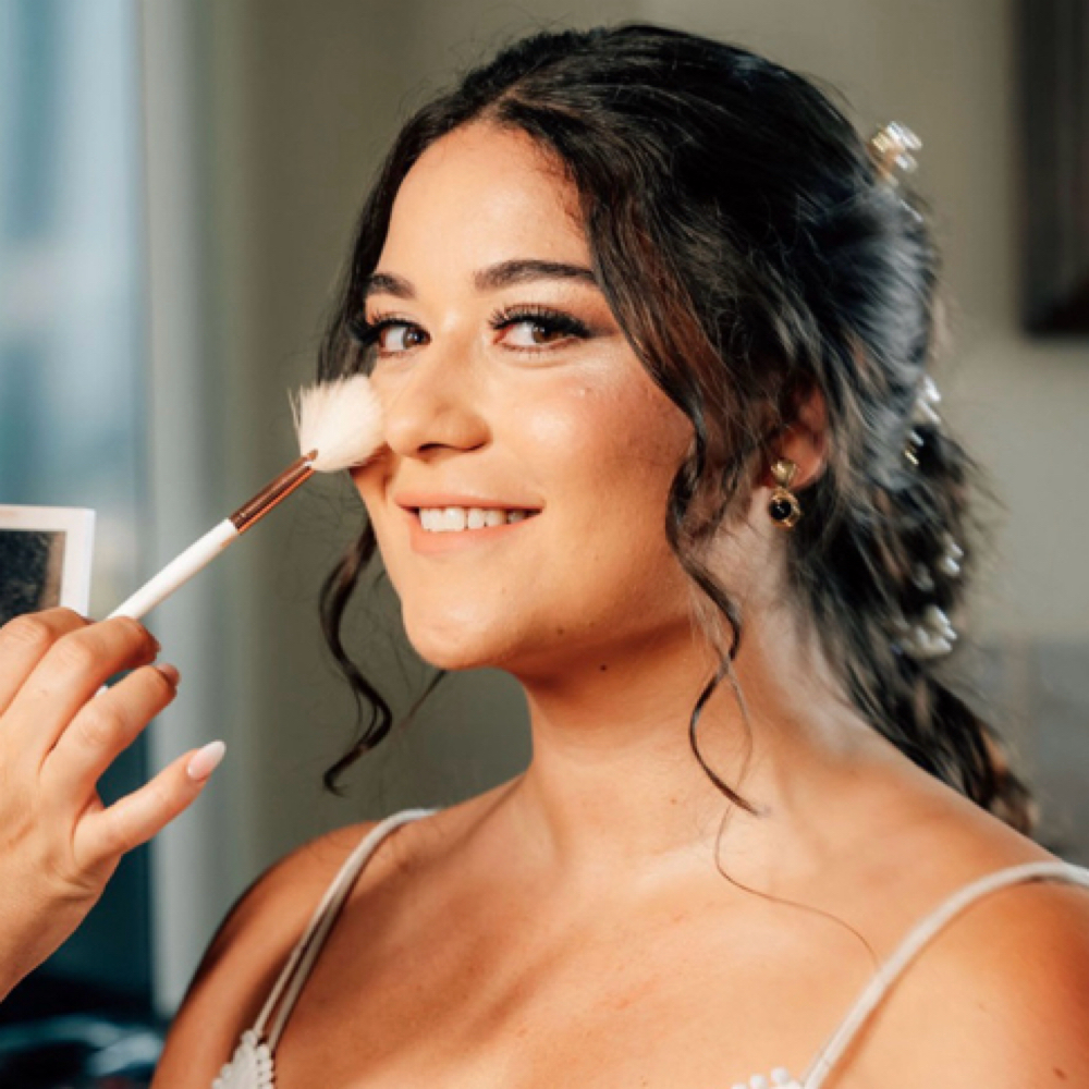 Soft Glam at Monroe Beauty Bar in Santa Ana, CA