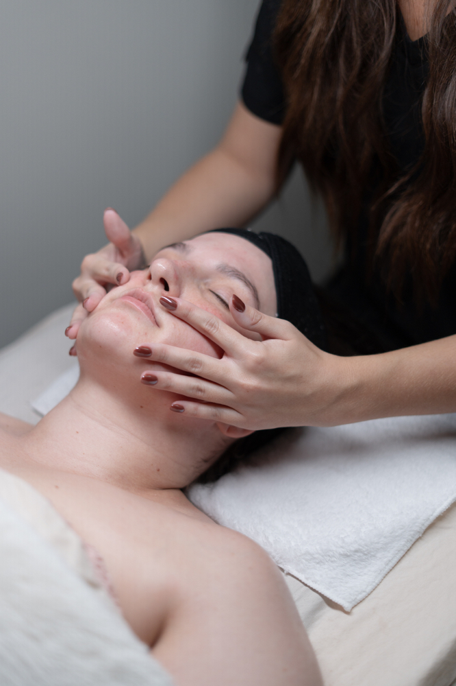 Ultimate Glow Facial