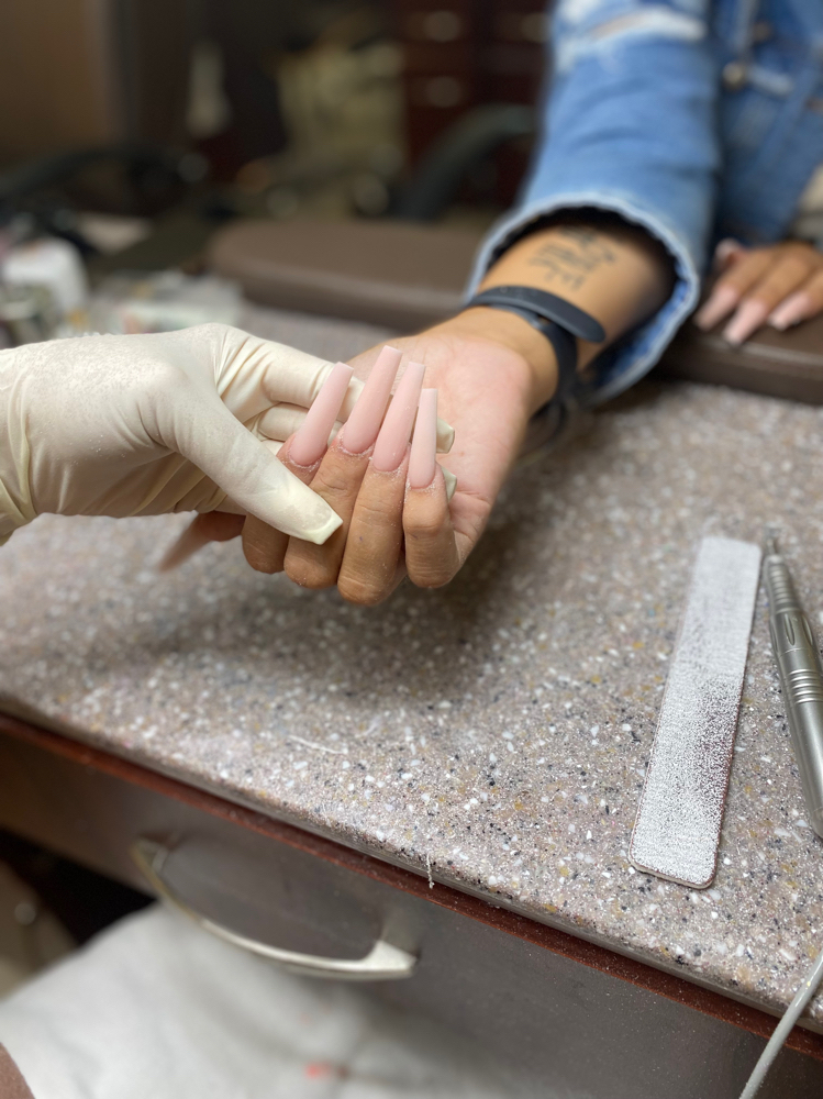 Repairs 1-2 Nails