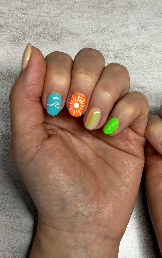 regular gel mani solid color