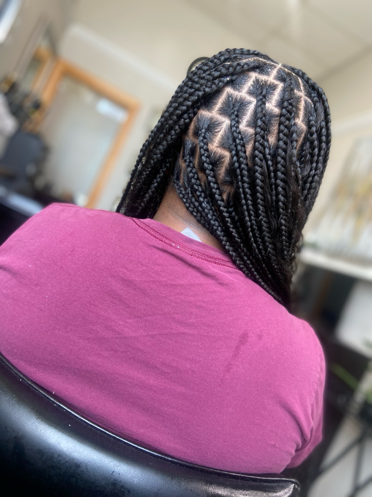 Medium Knotless Braids