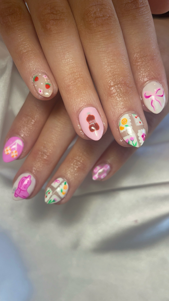 Gel Polish Mani (Full Design)