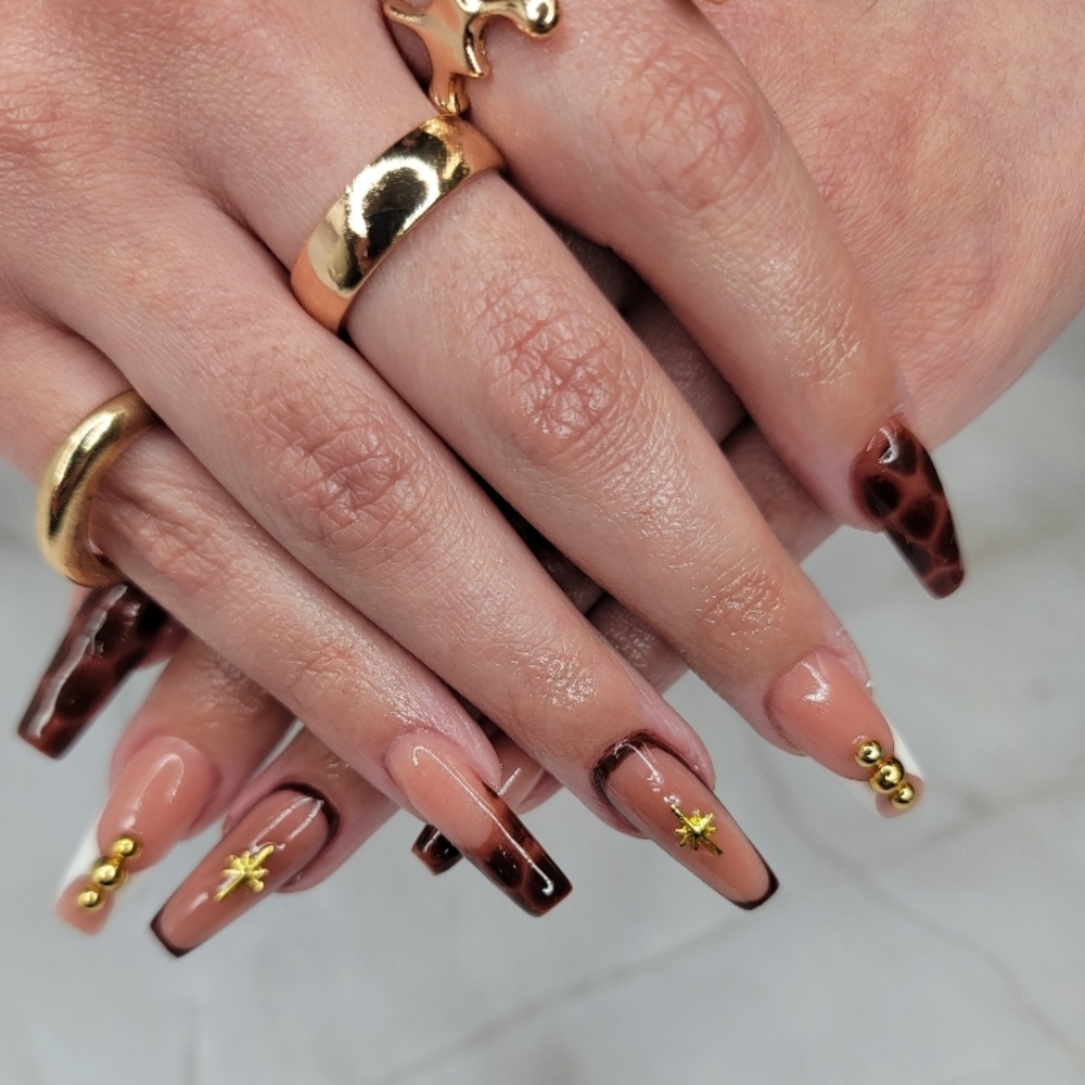 Acrylic/Gel Full Set - Tier 3 at Lumi Beauty Lounge in Kennewick, WA