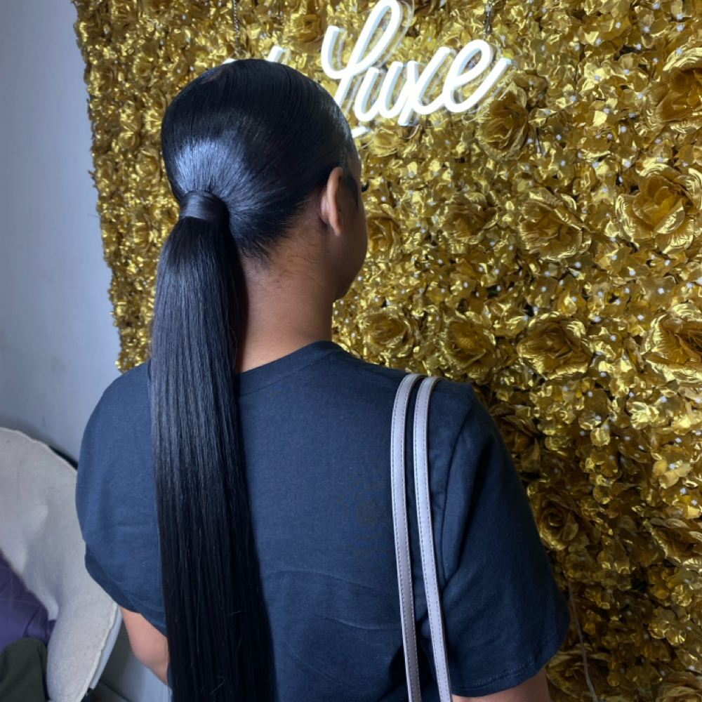 Sleek Pony at VeeLuxeHair in Temple Hillls, MD
