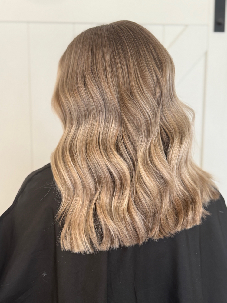 Signature Blonding Touch Up