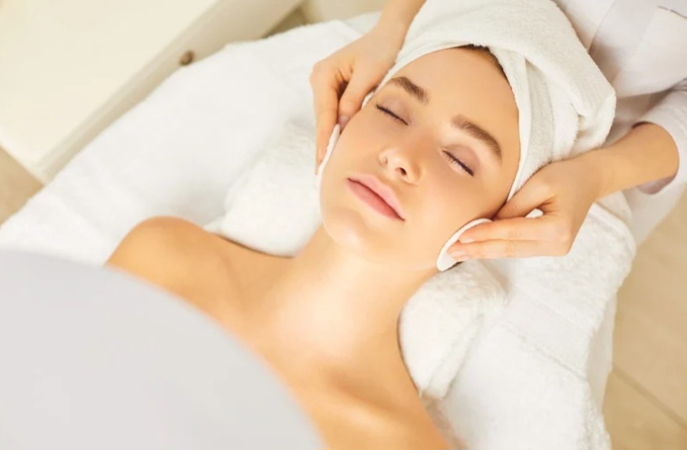 50 Minute Signature Facial
