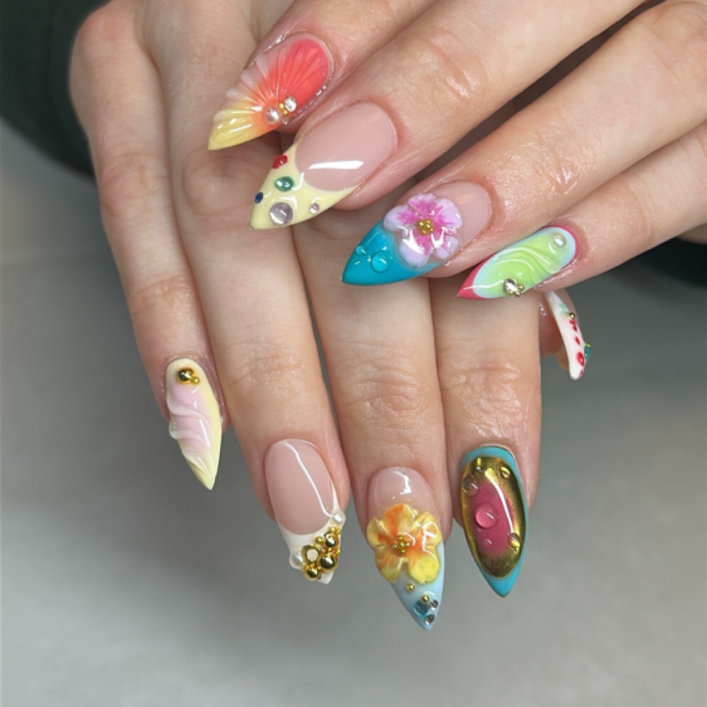 Structure Gel (Long) at Vyda Nails in Bloomington, MN