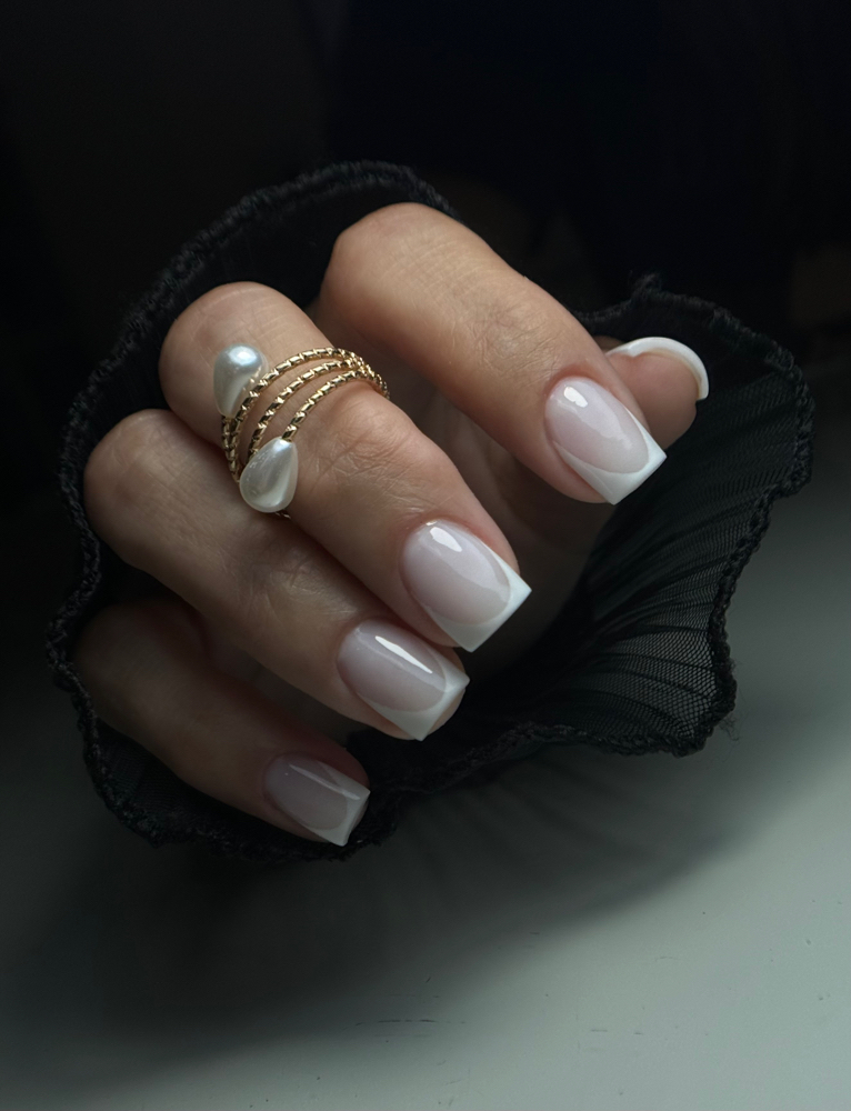 POLYGEL SET SHORT at THE BEAUTY CAVE LLC in Lehigh Acres, FL