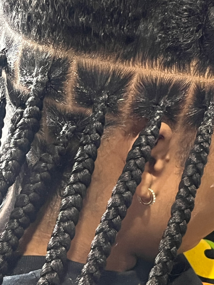 Medium knotless