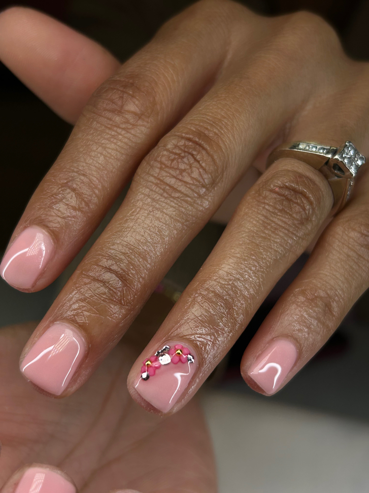 Luxe Gel Mani