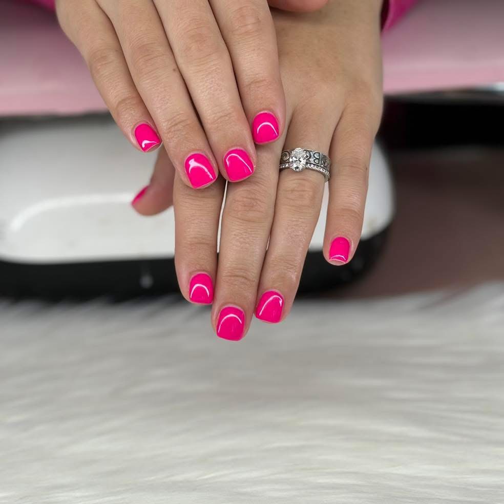 Structured Gel Manicure Fill