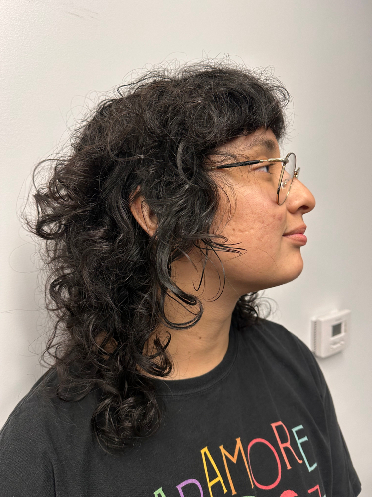Bang Trim at Dolld By Malana in California, CA