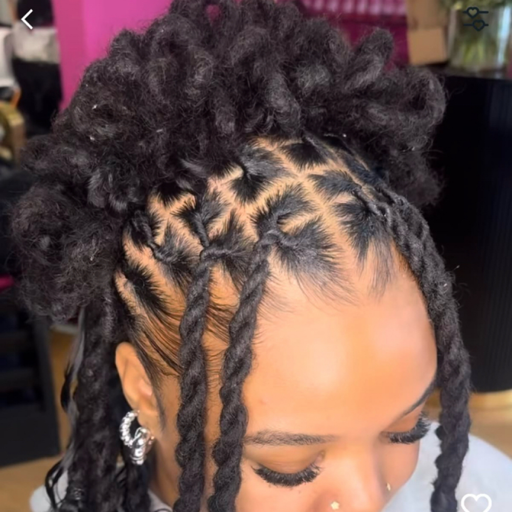 Retwist & style at Estrebeautyy in Columbia, MO