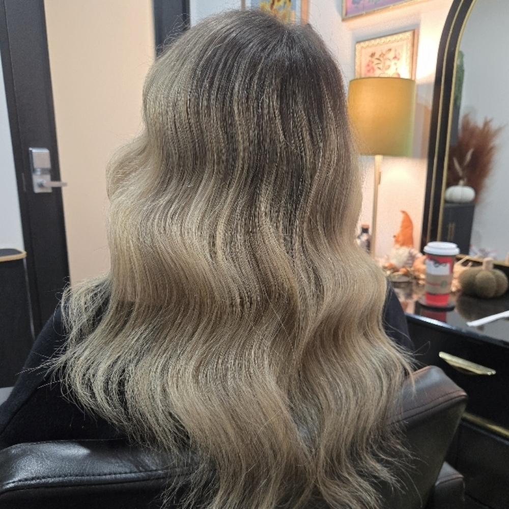 Custom Full Blonde at 𝓑𝓮𝓵𝓵𝓪 𝓑𝓵𝓸𝓷𝓭𝓮𝓼 ☾ in Modesto, CA