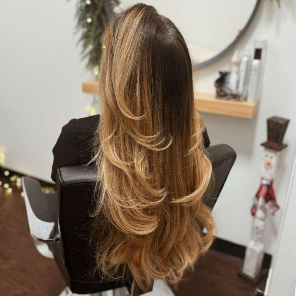 Blowout at Beauty with Lyss in Massapequa, NY