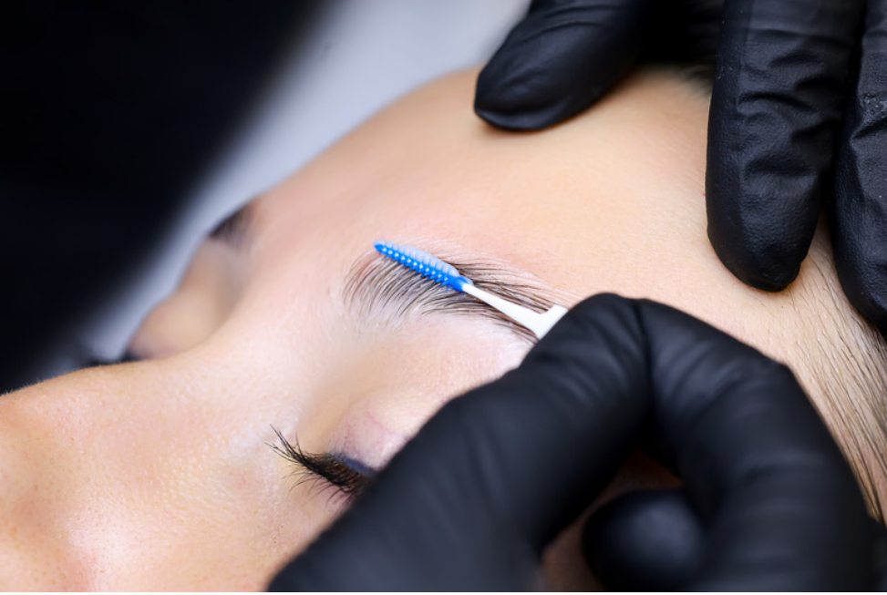 Classic Brow Lamination
