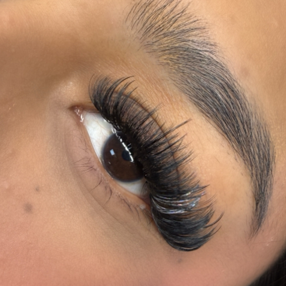 Volume 2 Week Fill at Bellezza In A Blink LLC in Kittanning, PA