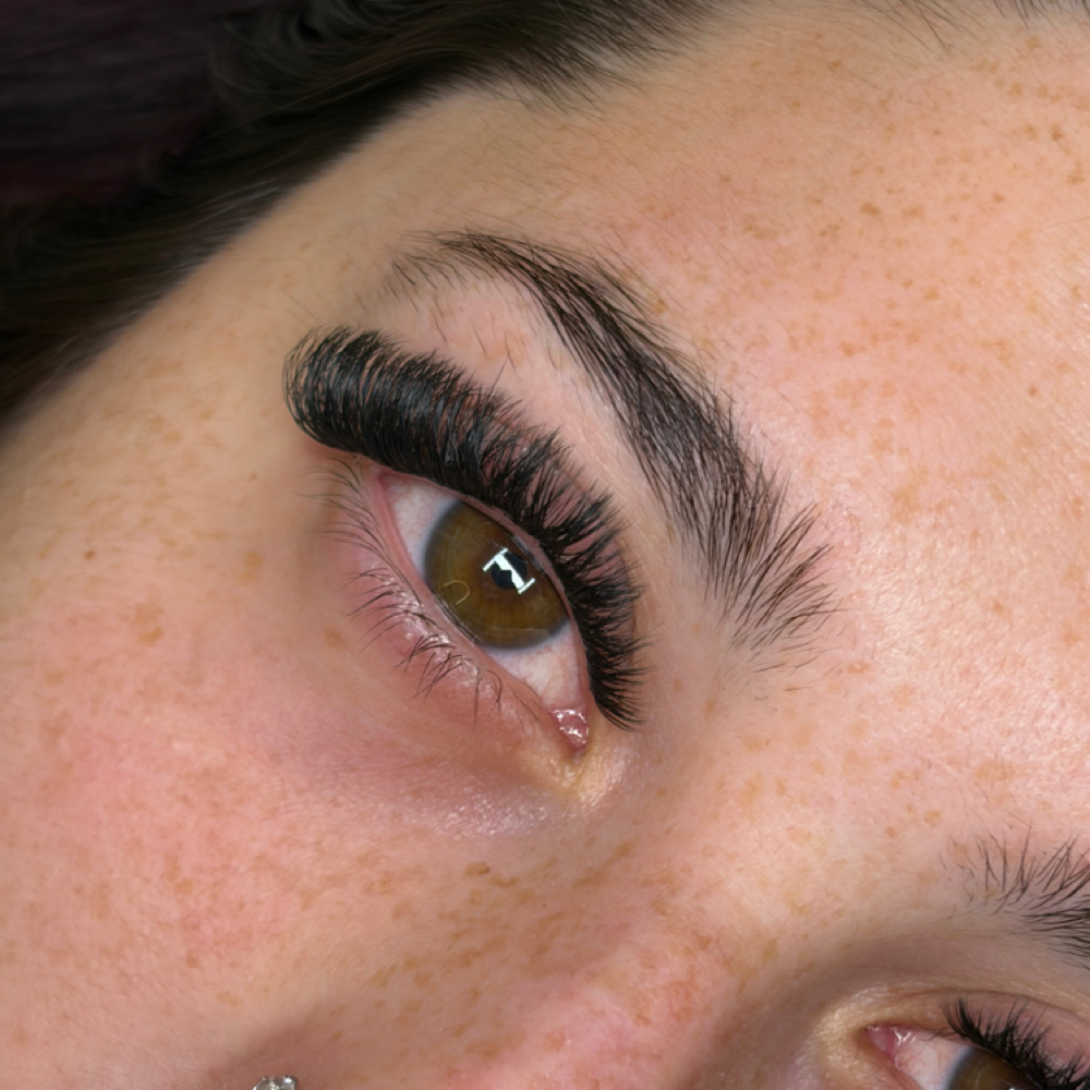 Volume Lash Cluster Set at Badgirrl Esthetics in Damascus, OR