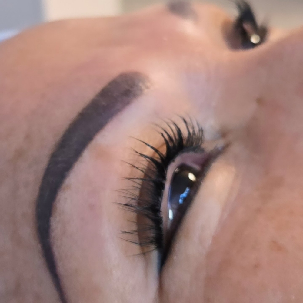Cluster Lashes (With Supplies)