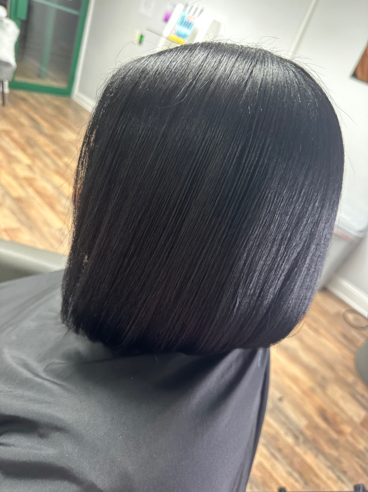 Women’s Inverted Bob Haircut