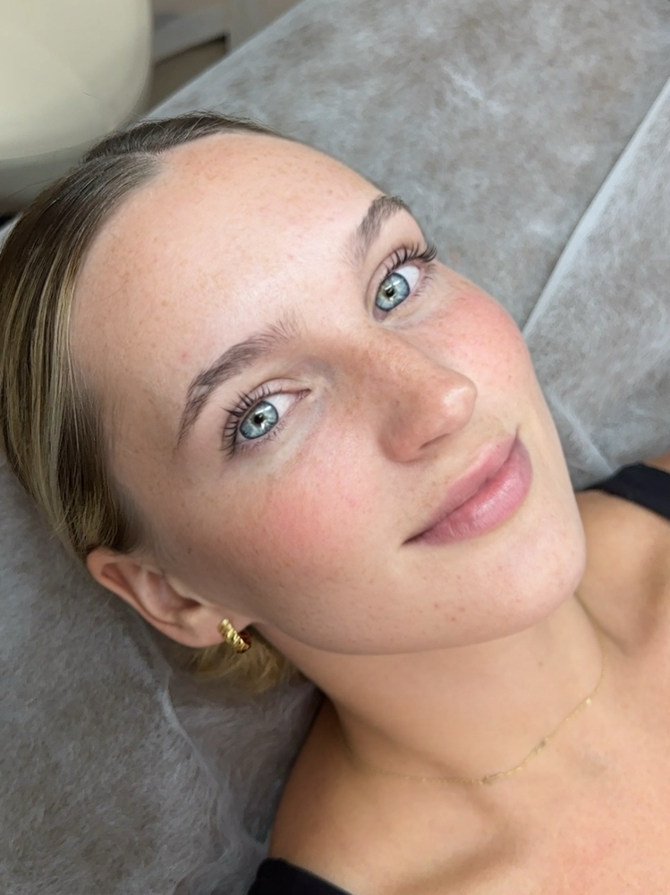 No-Glue Lash Lift + Treatment