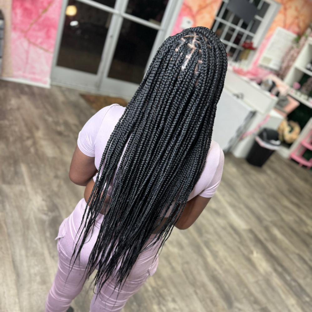 Extended Knotless at Dee Did’em in Kinston, NC