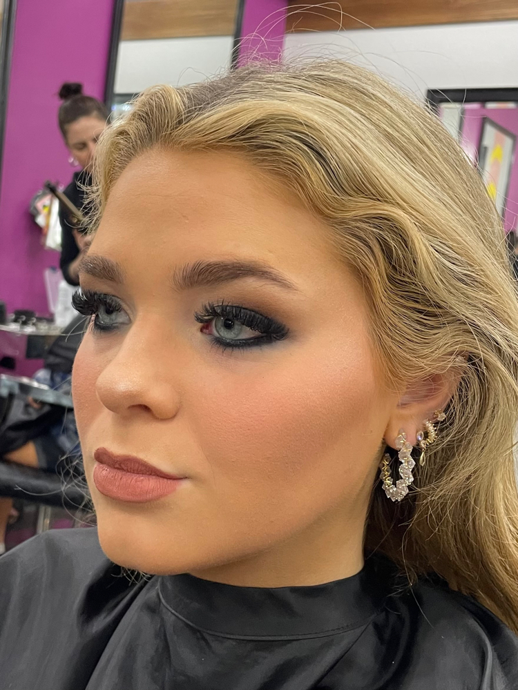 Bold Makeup