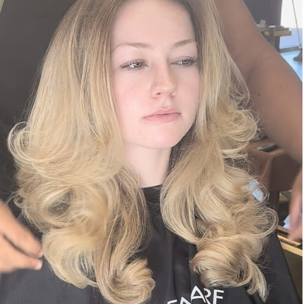 Bouncy Blowout at Glow & Mane Studio in Phoenix, AZ