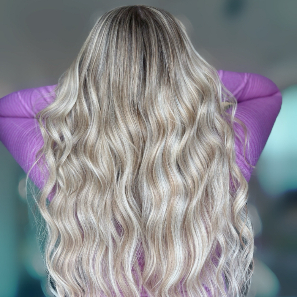 Sew-in Extensions at Jaclyn Centers in Clay City, KY