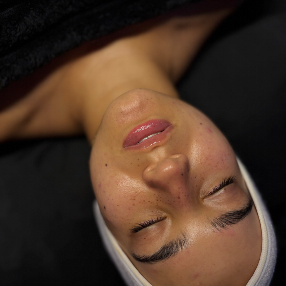 Basic Facial at skinbyanelisa in Tampa, FL