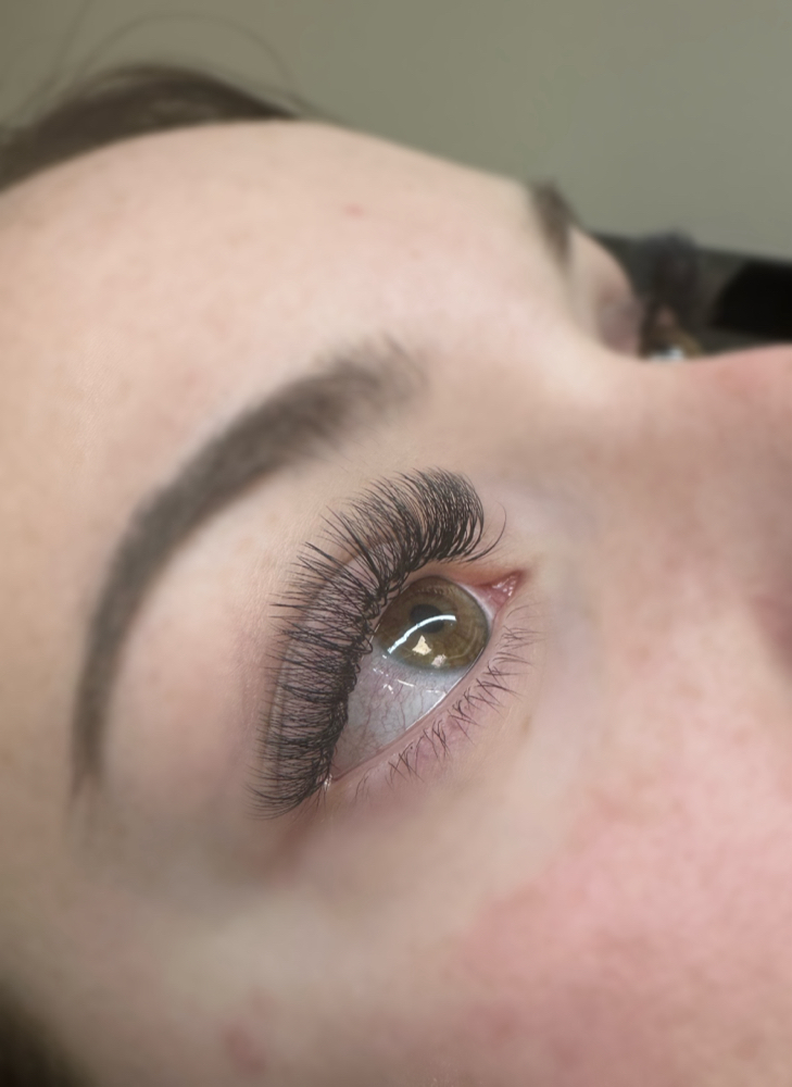 Hybrid Lashes