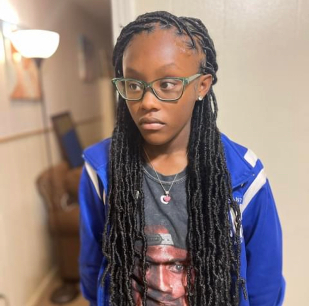 Knotless Locs