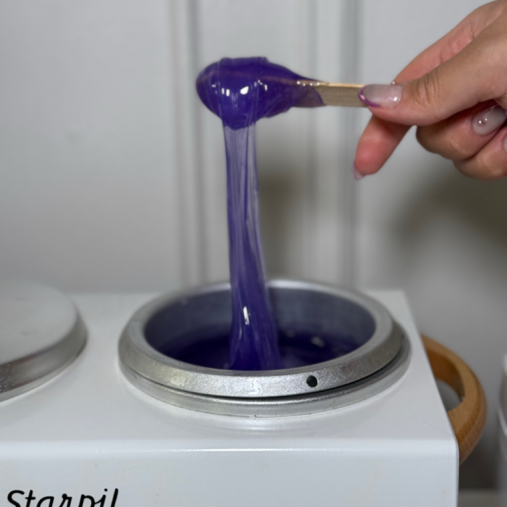 Full Stomach Wax at 718 Beaute in East Elmhurst, NY