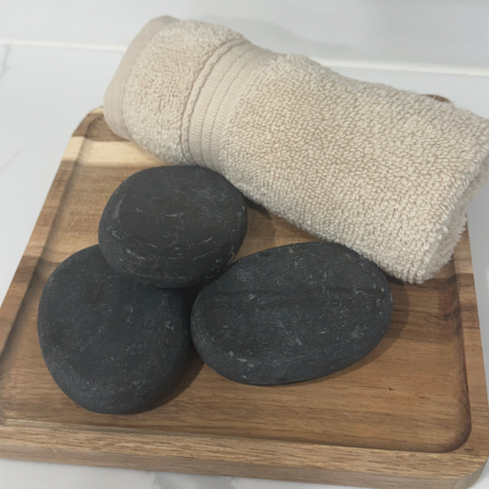 Hot Stones at Yadis Nails & Spa Laser in Austin, TX