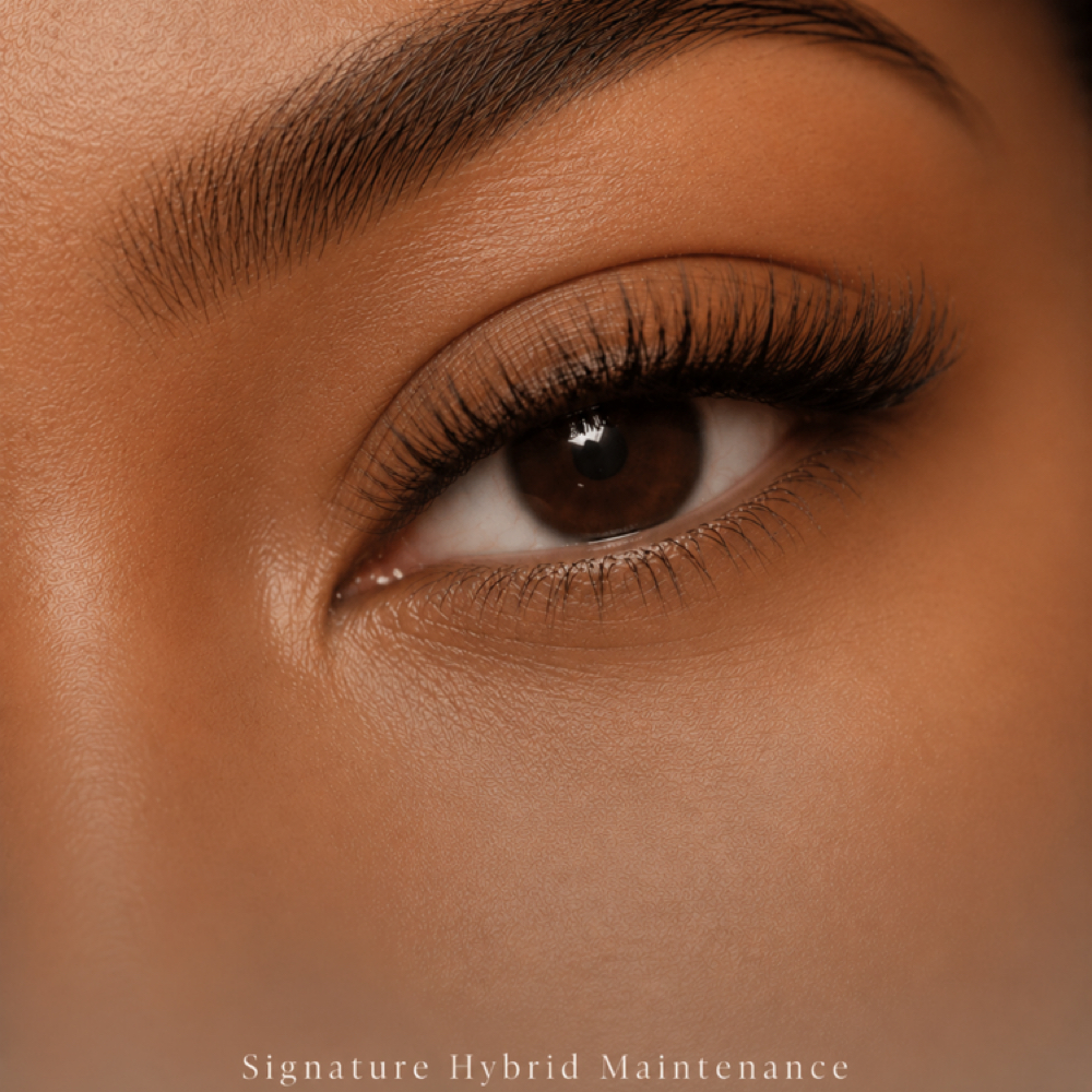 Hybrid  Lash Maintenance at Gabbin About Lashes LLC in Alton, IL