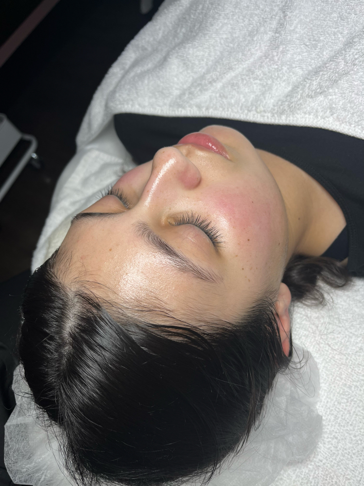 Slim + Contour Facial Treatment