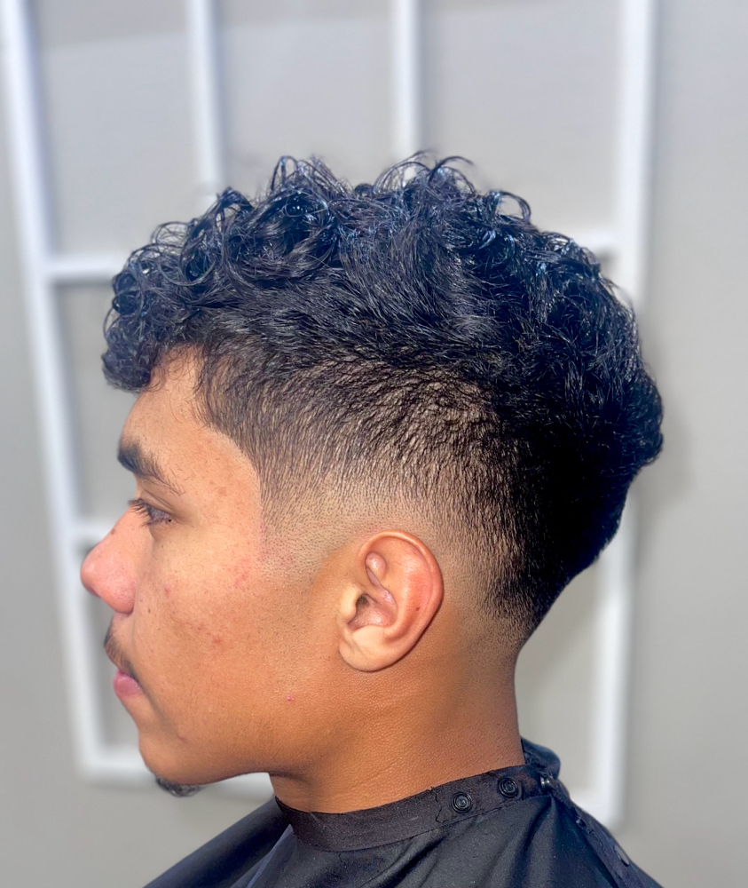 Men Hair Cuts at MGA’Signatures in North Liberty, IA