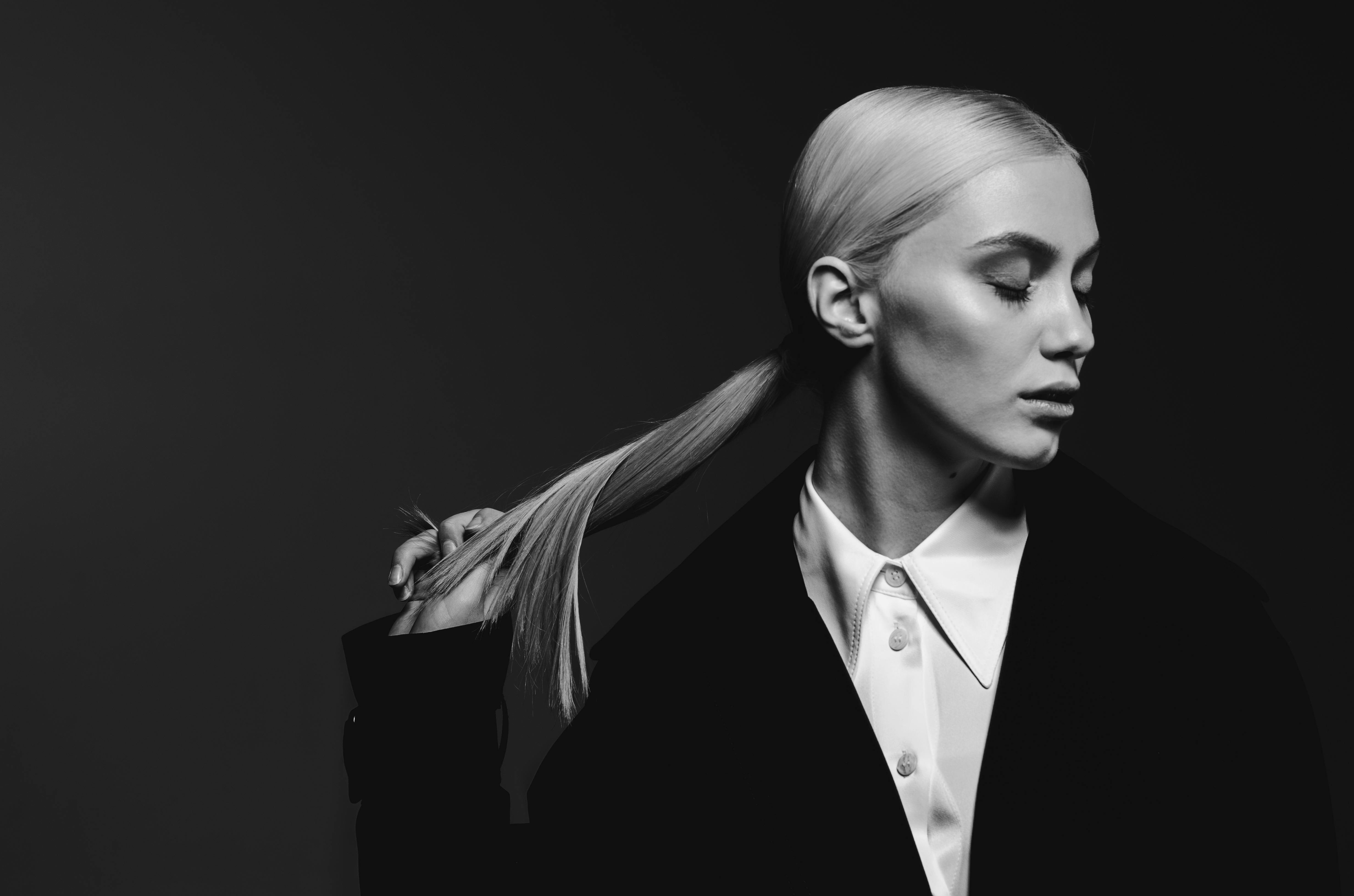 Smooth Operator Blonde