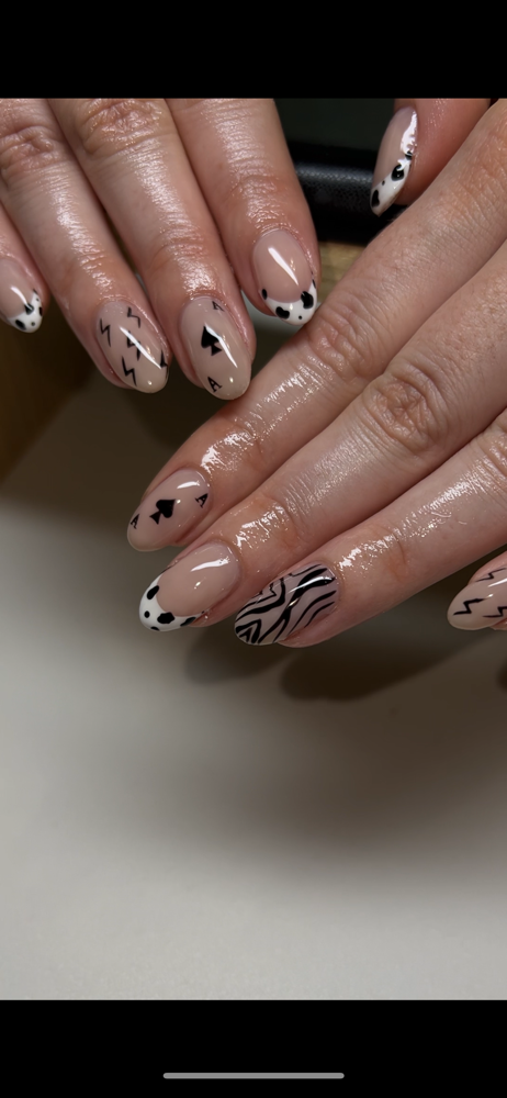 Builder gel manicure Detailed Art