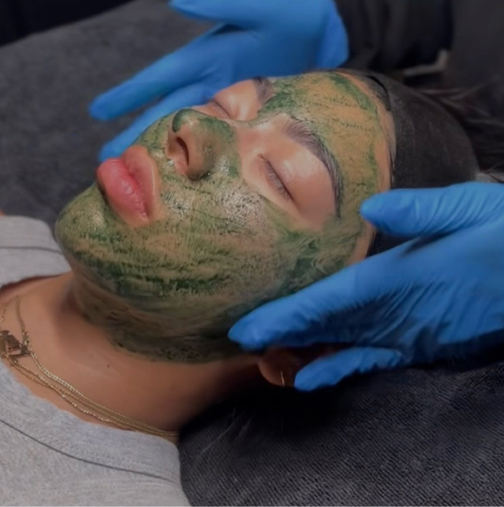 Green Sea Peel (45 Mins) at The Skintuary in Avondale, AZ