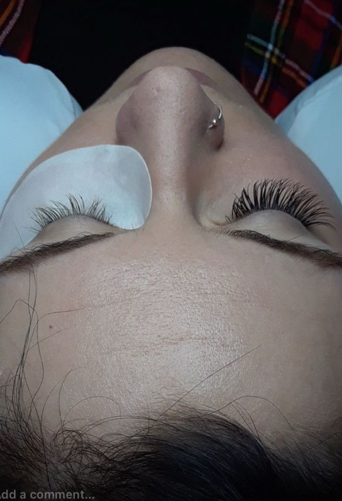 Lash Extension Removal