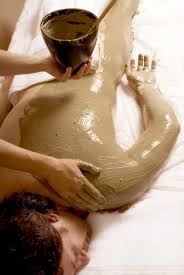 Detoxifying Green Tea Mud Wrap