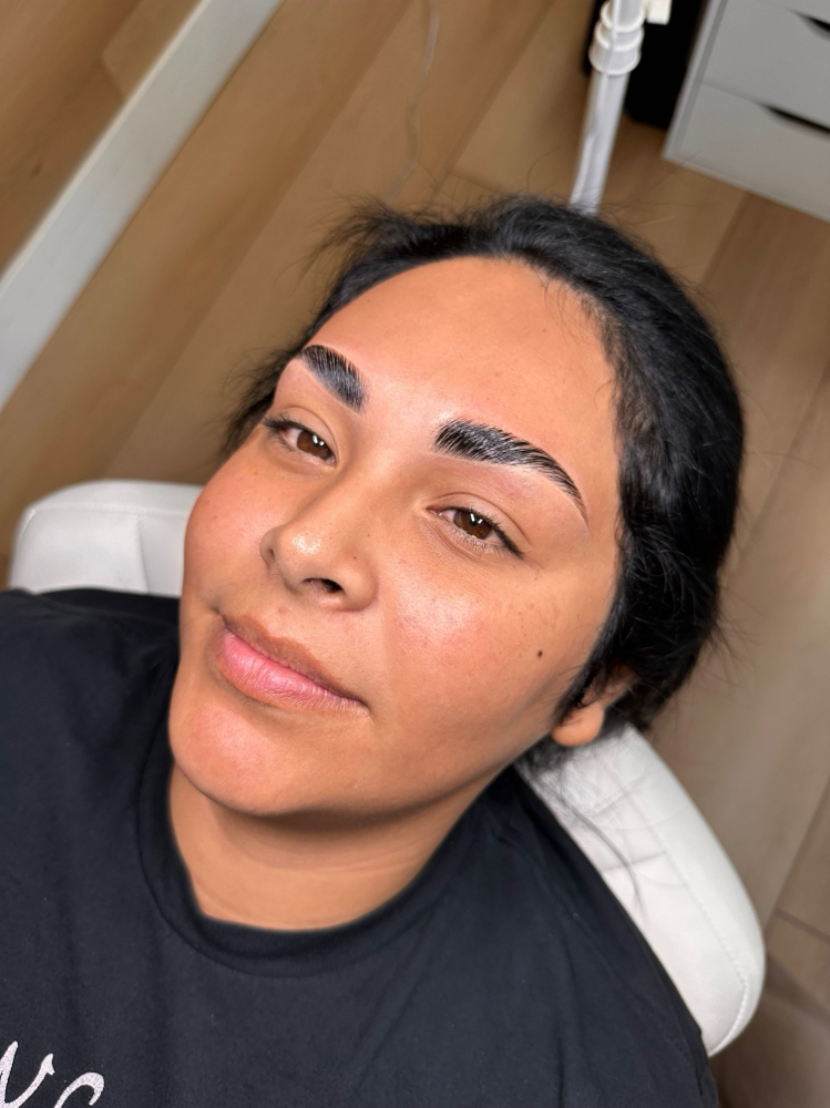 Brow Lamination & Clean Up