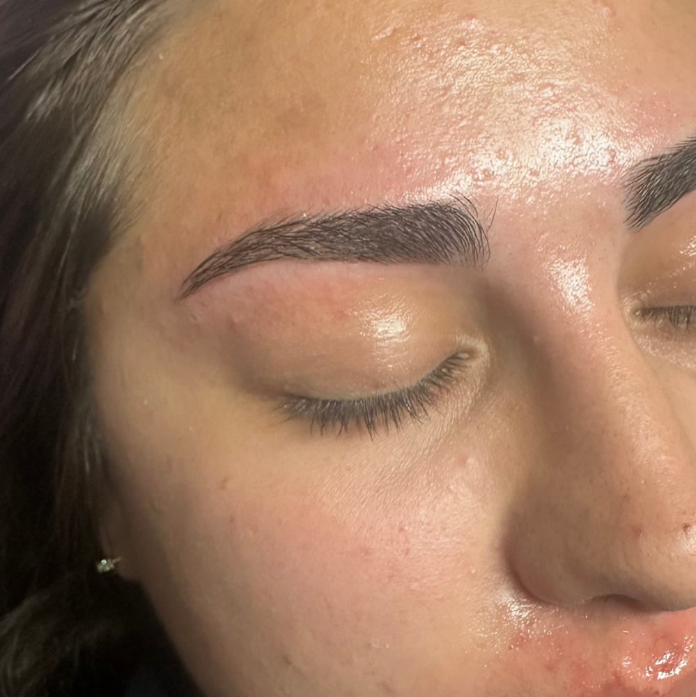 Eyebrow Wax at Luxury Lounge Esthetics in Washington Courthouse, OH