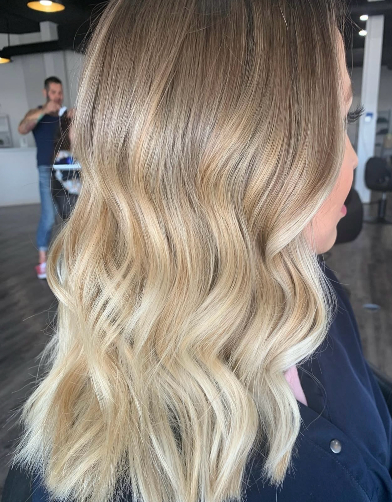 OMBRE HAIR COLOR