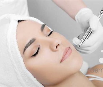 Dermaplaning & Oxygen Glow