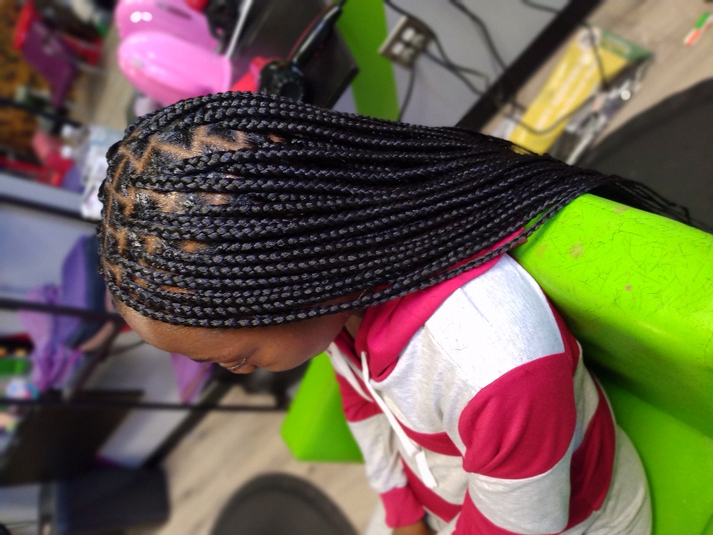 Kid Knotless M Waist