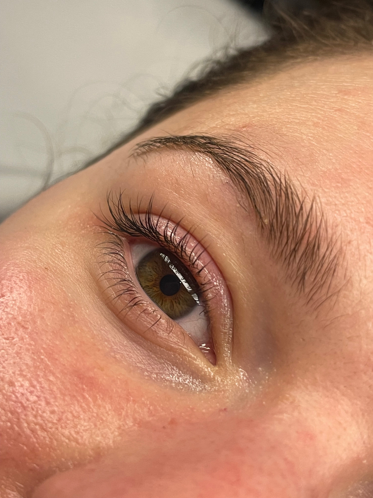 Lash Lifting