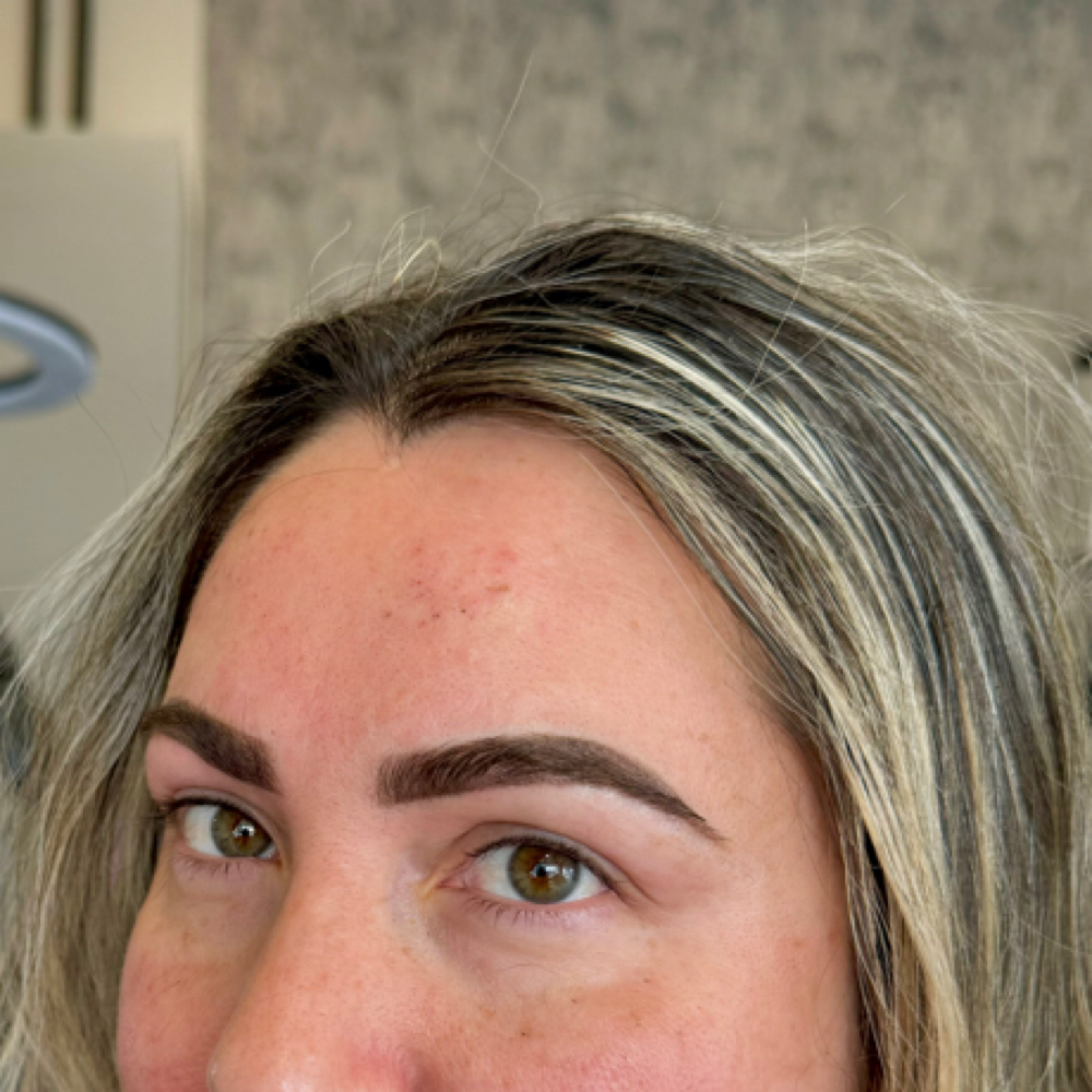 Brows cover Up at BEAUTÉ STUDIO in stamford, CT