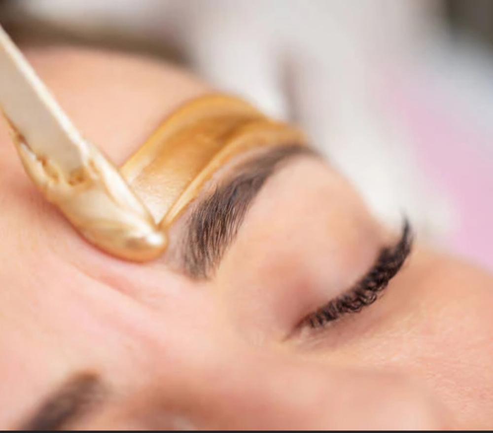 Eye Brow Wax